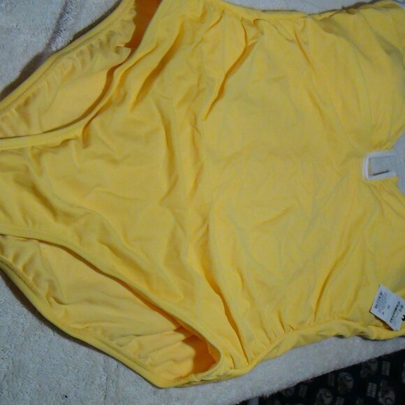 Shade & Shore Women's U-Wire Plunge High Leg One Piece Swimsuit Yellow 16 - 24 - Picture 2 of 13